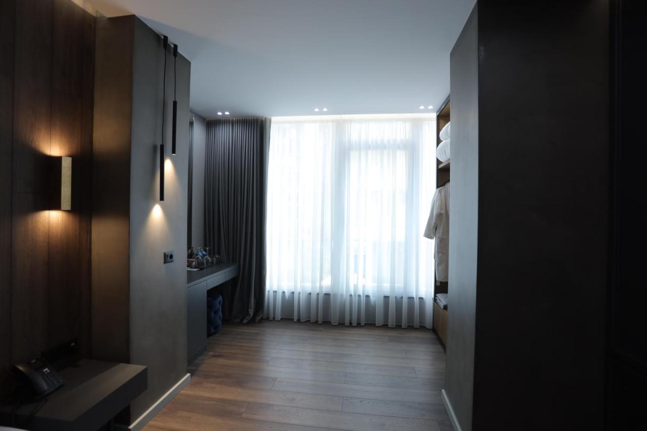 Ap Boutique 4*